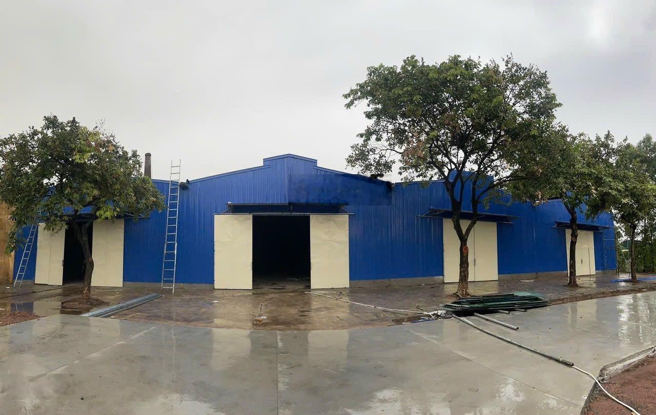 Cho thuê kho DT từ 100 - 200 - 5000m2 - 0912666070