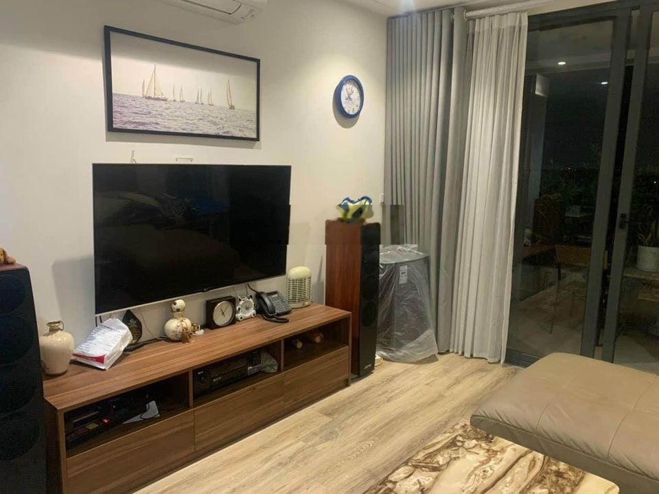 Bán căn 3 PN, diện tích 107,6 m2, tầng trung, view đẹp, bàn giao nhà ngay 80 TR/ M2