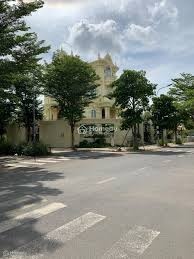 Đất lô đất biệt thự DA Thời Báo Kinh Tế Quận 9, DT 22x20m, giá thỏa thuận, sổ đỏ