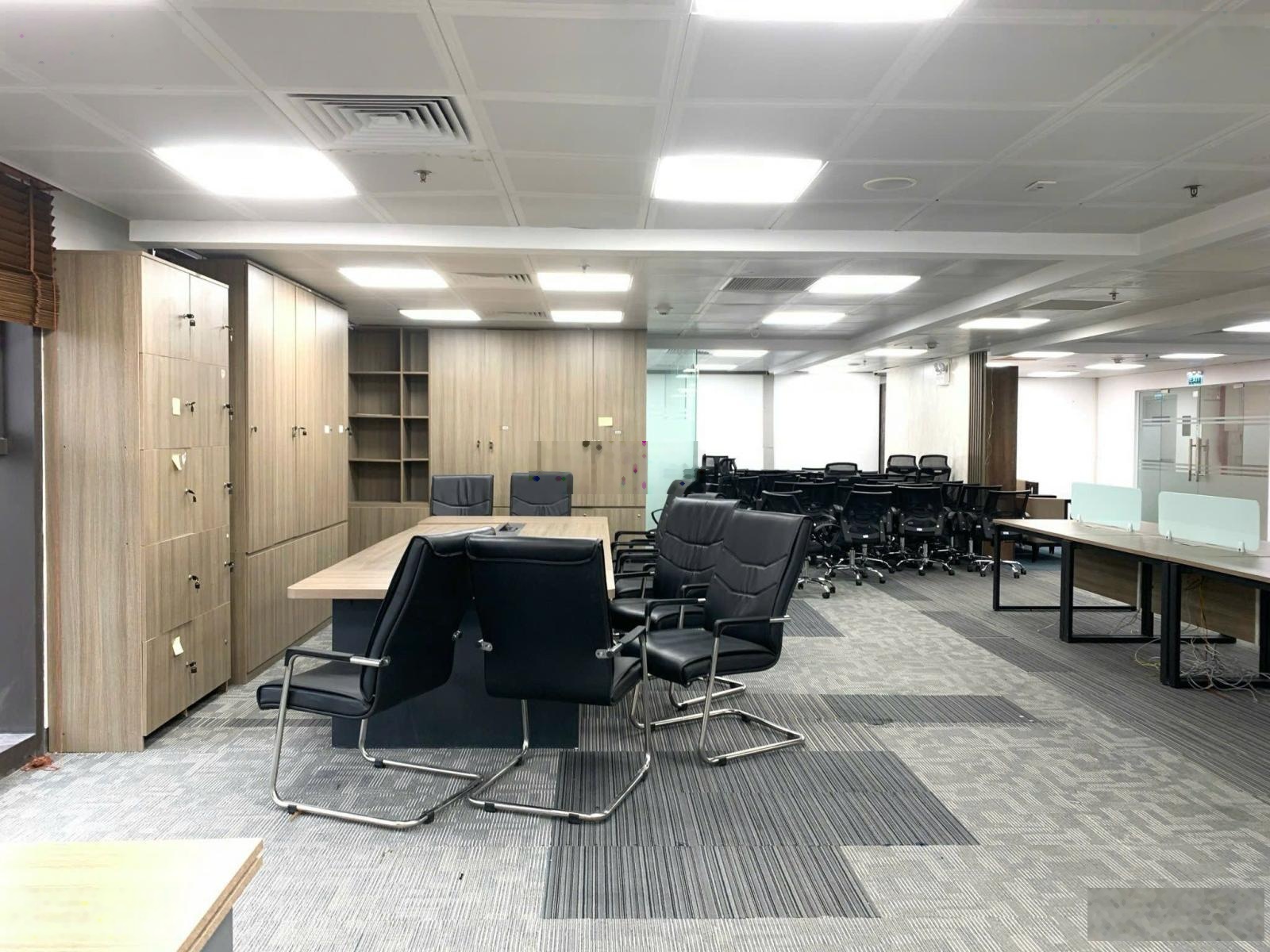 BQL tòa nhà Richy Tower 35 Mạc Thái Tổ cho thuê diện tích 154m2-200m2-410m2 giá từ 120 nghìn/m2/th