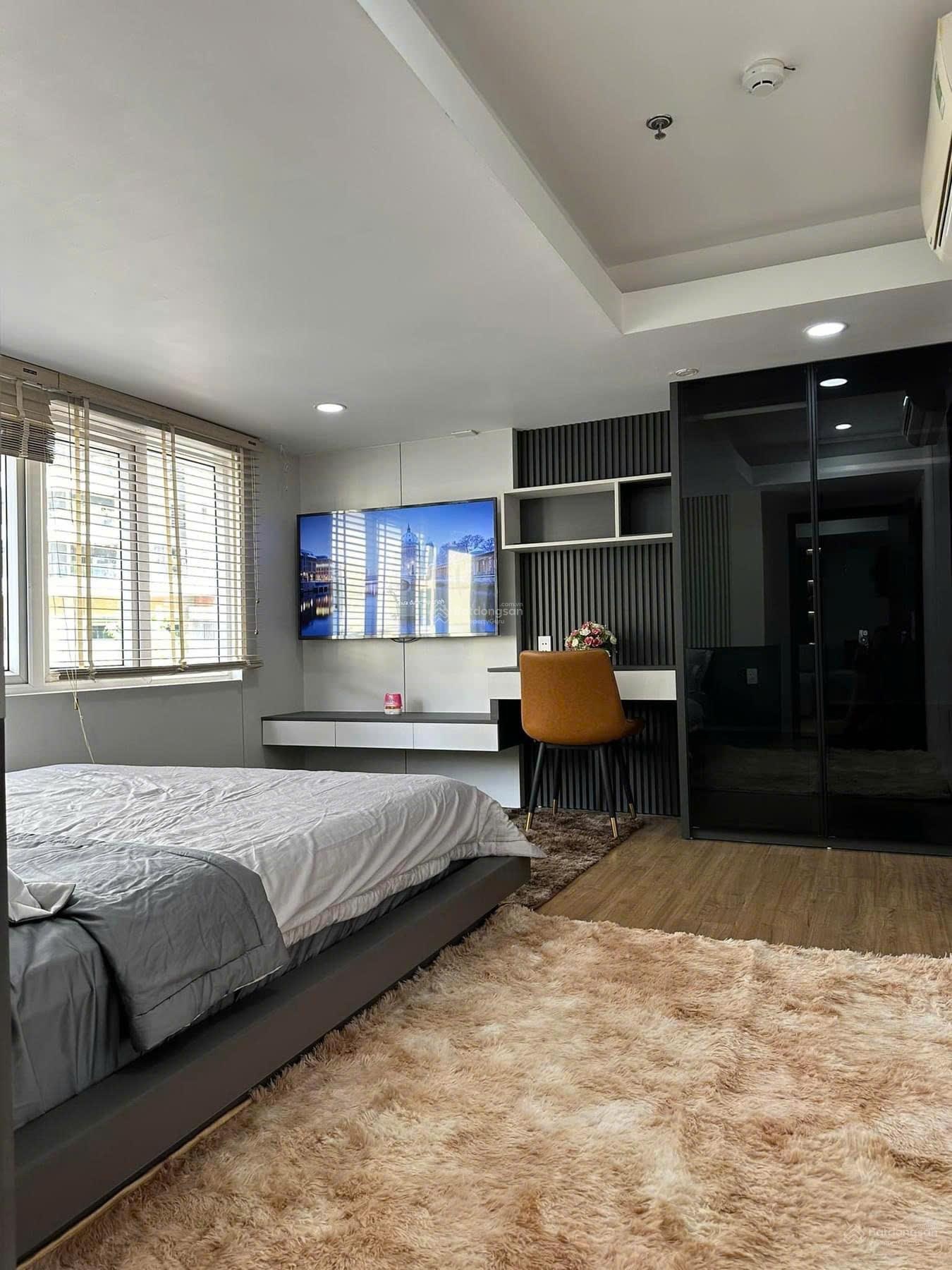 Cho thuê căn hộ The Monarchy 2 PN, giá chỉ 16 triệu/tháng full nội thất cao cấp