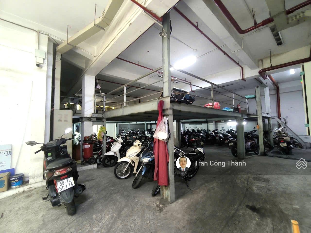 Văn phòng 150m2 giá 35,5 triệu/th (giáp quận 1) - Hoàng Khang Building