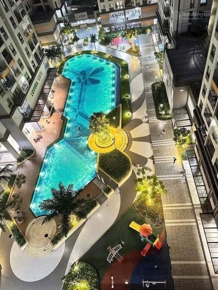 Bán CH Lovera Vista Khang Điền. DT: 83m2/3PN + 2WC, giá 3tỷ750, sổ hồng riêng. LH: 0967947139