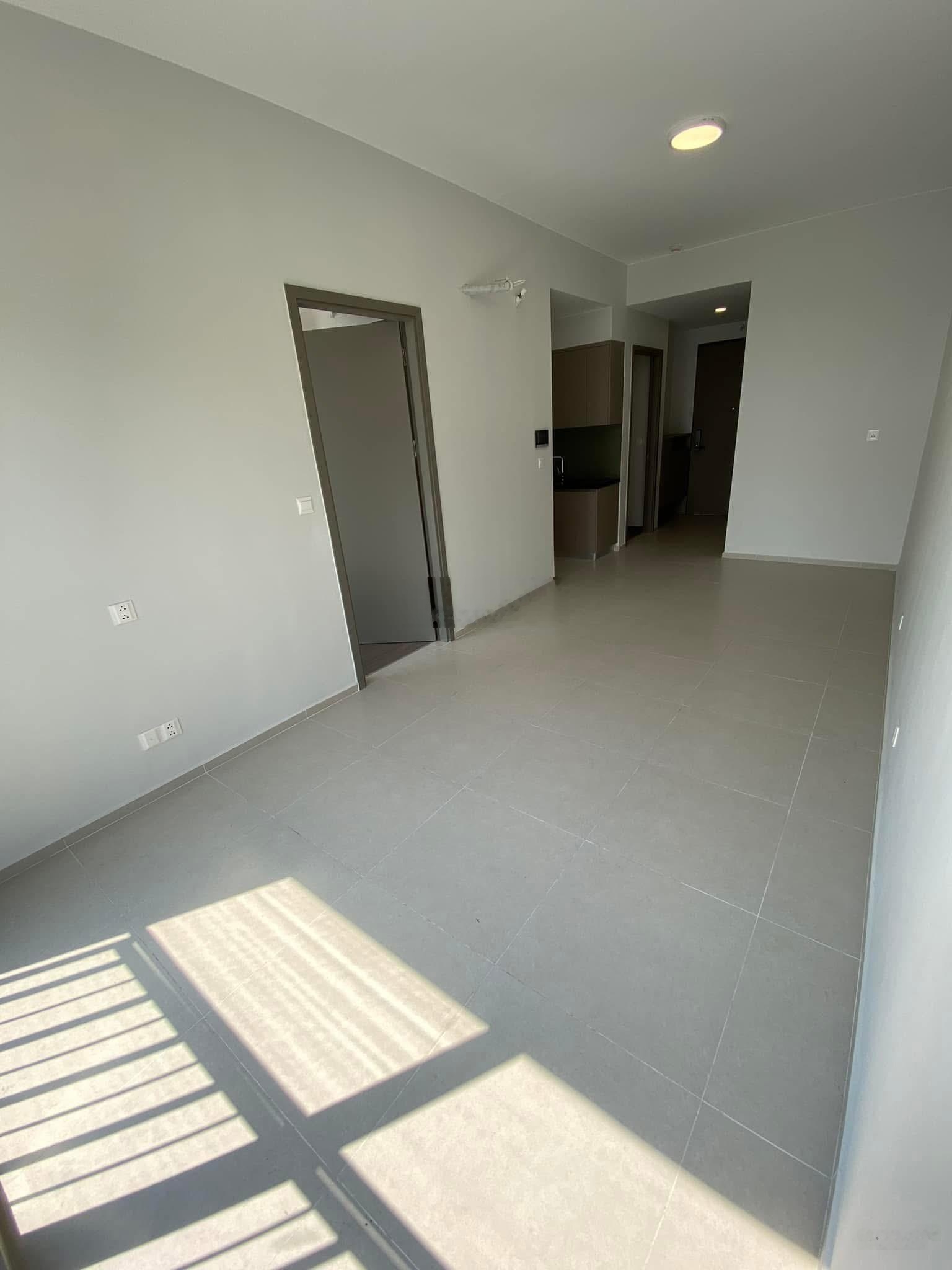 Cho thuê căn hộ 59m2 giá 6.3 triệu, view trực diện hồ bơi, tặng phí gửi xe máy