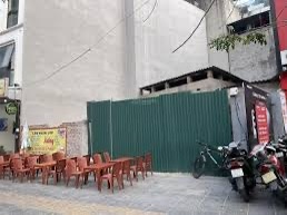 Gấp chủ hạ sốc 11tỷ! Đất mặt phố Đại La lô góc 3 mặt thoáng vỉa hè 8m - 98m2 nở hậu chỉ còn 51 tỷ