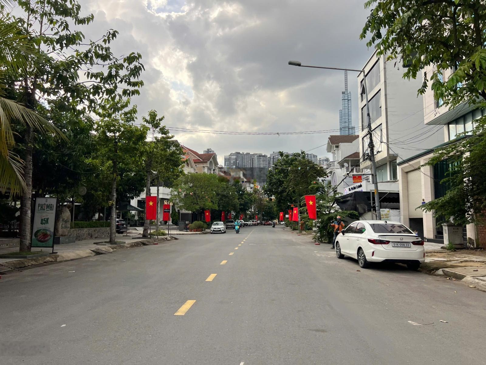 Bán Đất Xây Biệt Thự 154m2 Thổ Cư chỉ 180tr/m2. Xây dựng tự do. Đường 34 Trần Não, Khu Bên Sông Q2.