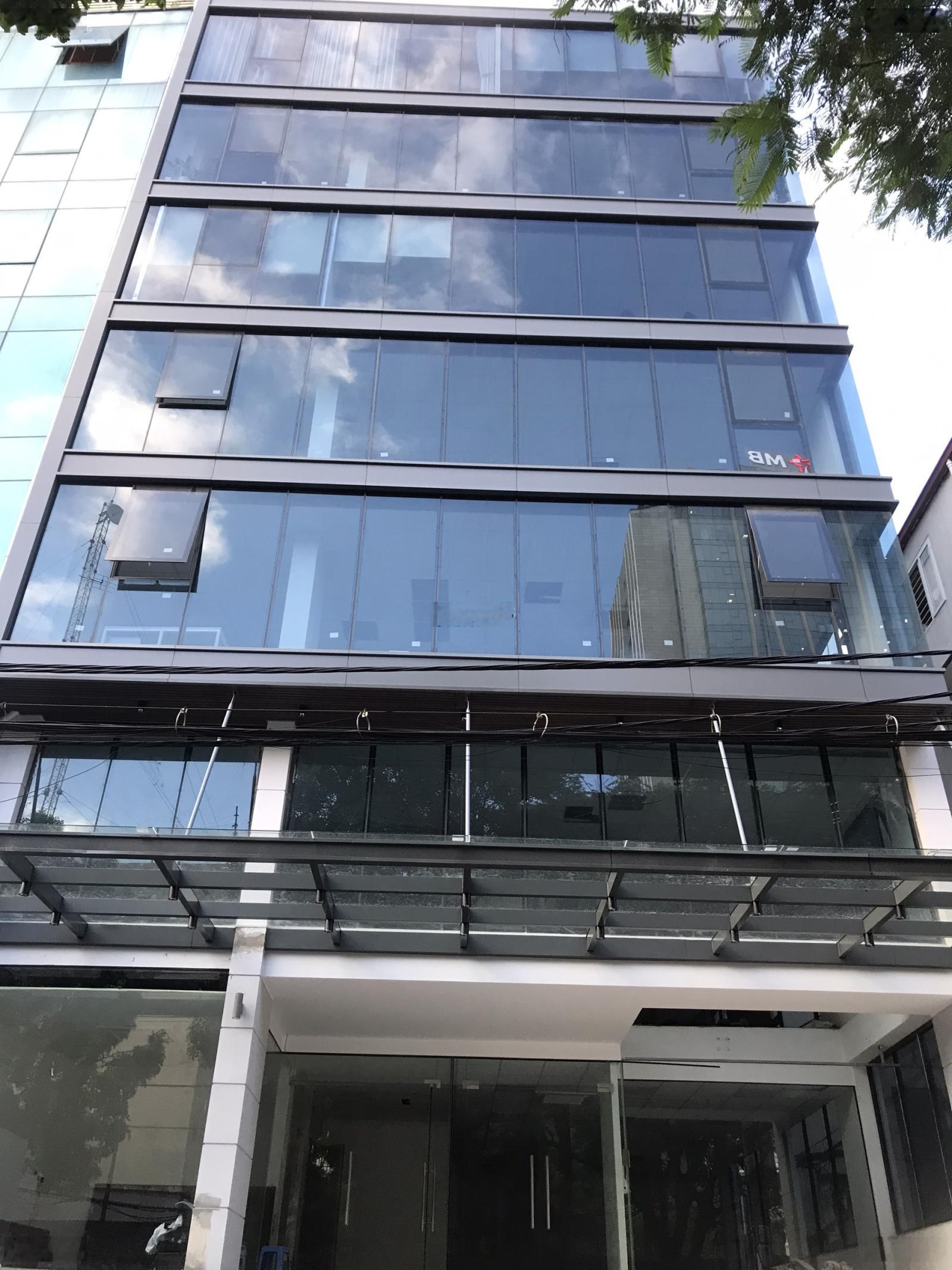 Chính chủ cho thuê MBKD 120m2 mặt phố Hoàng Ngân - Nguyễn Thị Định - MT rộng 12m