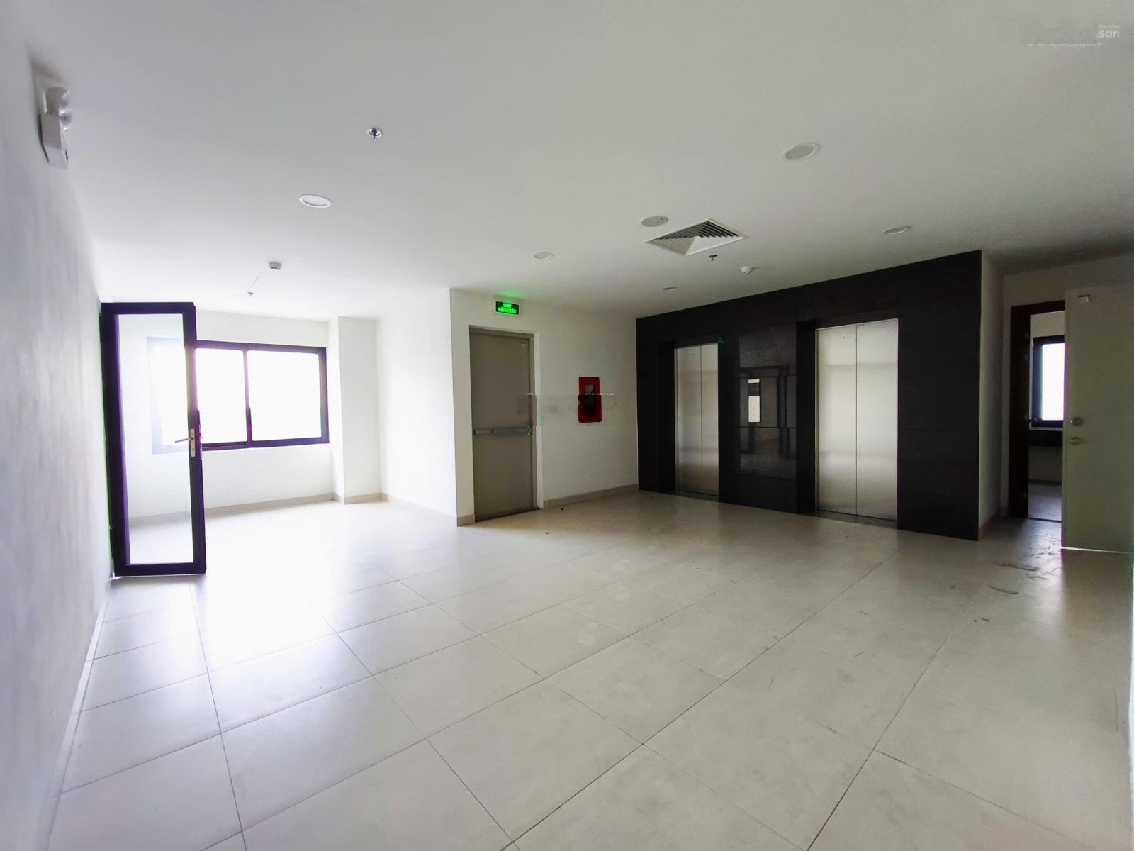 Văn phòng siêu rẻ! 344m2 (bao điện lạnh - phí quản lý) chỉ 427 nghìn/m2/th