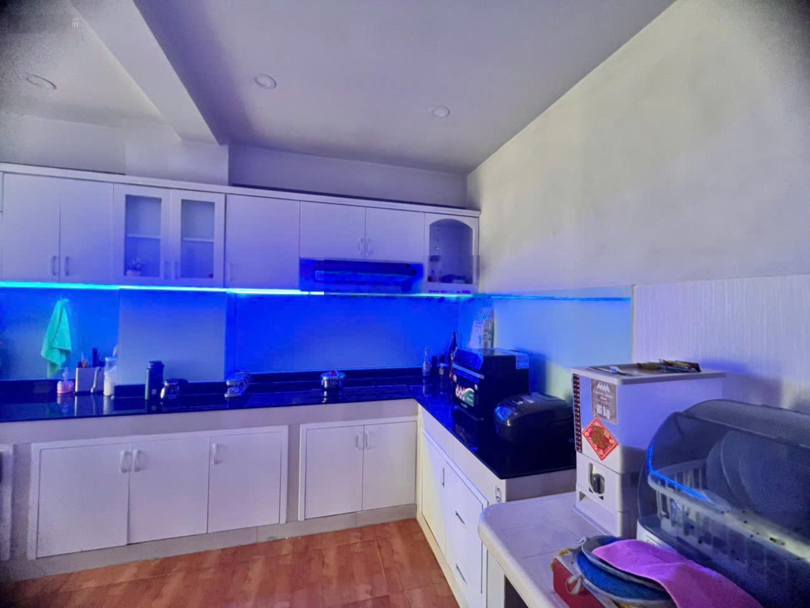 Cần bán gấp căn hộ Mỹ Thuận Phường 16 Q. 8 DT 107m2, 2PN, 2WC, căn góc giá 3.3 tỷ, LH 0866688444