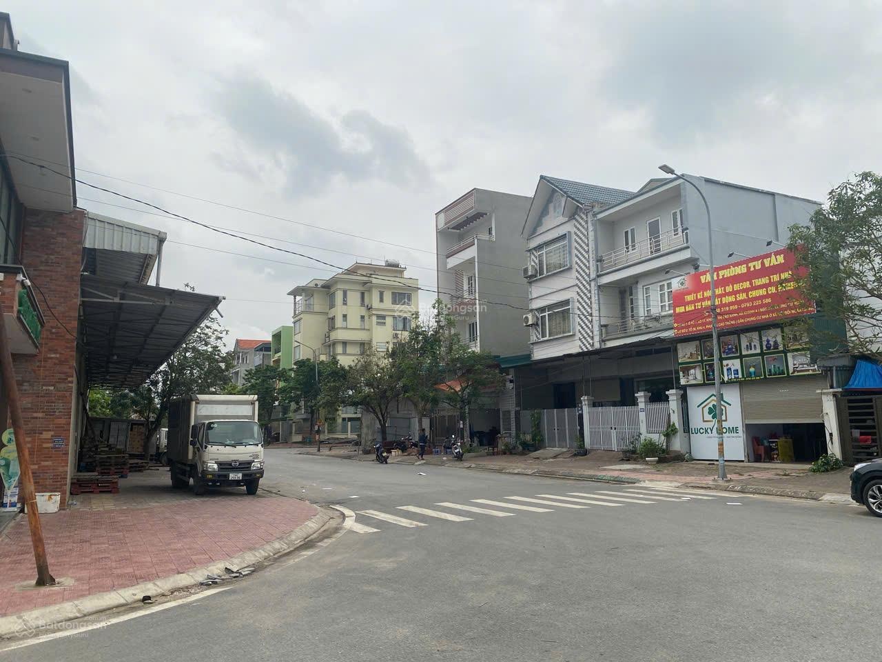 Bán nhà mặt phố KĐT Cao Xanh 90m2 - mặt tiền 6m, Hạ Long