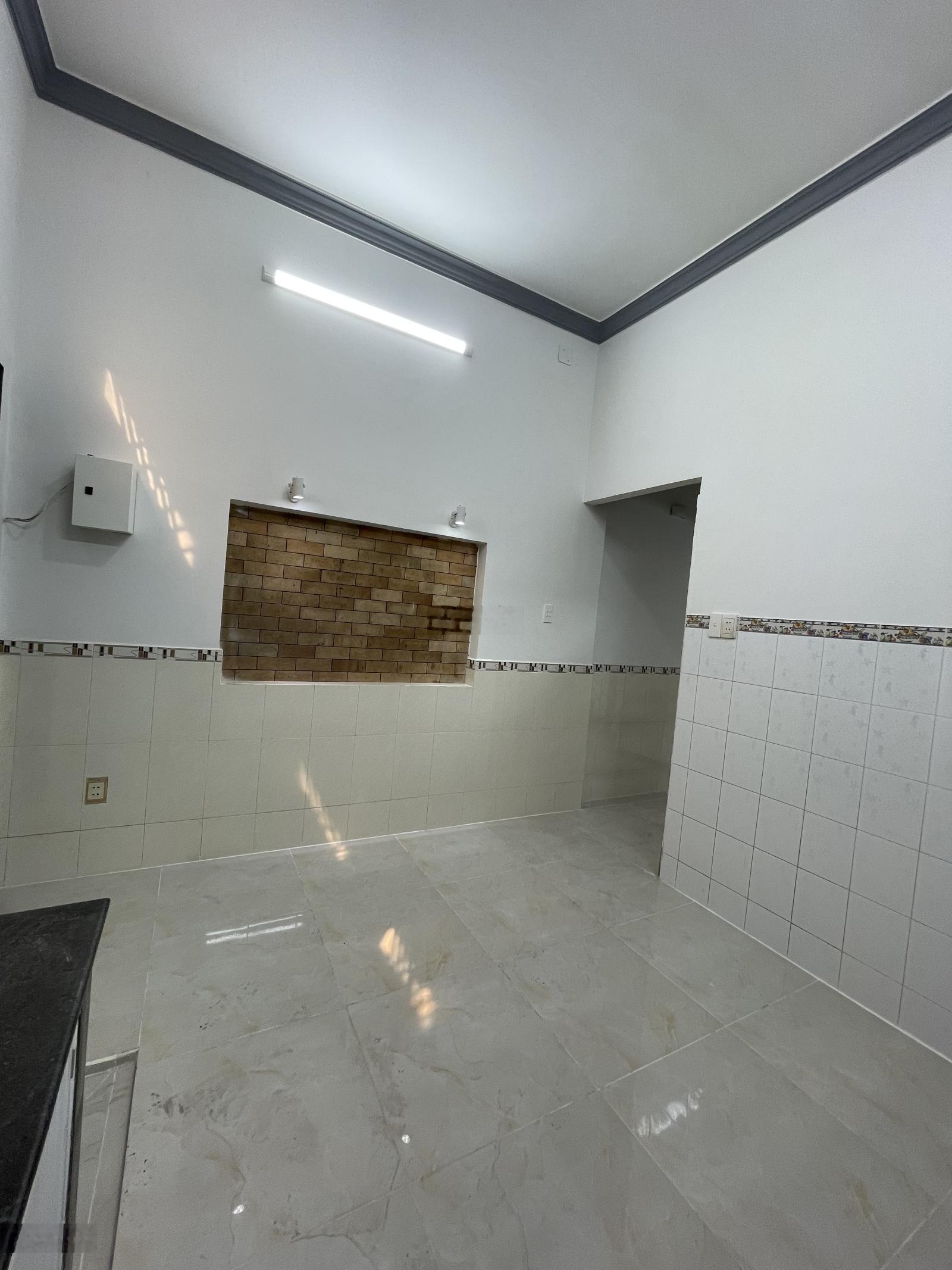 Cho thuê mặt bằng mặt tiền Hoa Hồng P. 2 Phú Nhuận. Giá 15tr/tháng