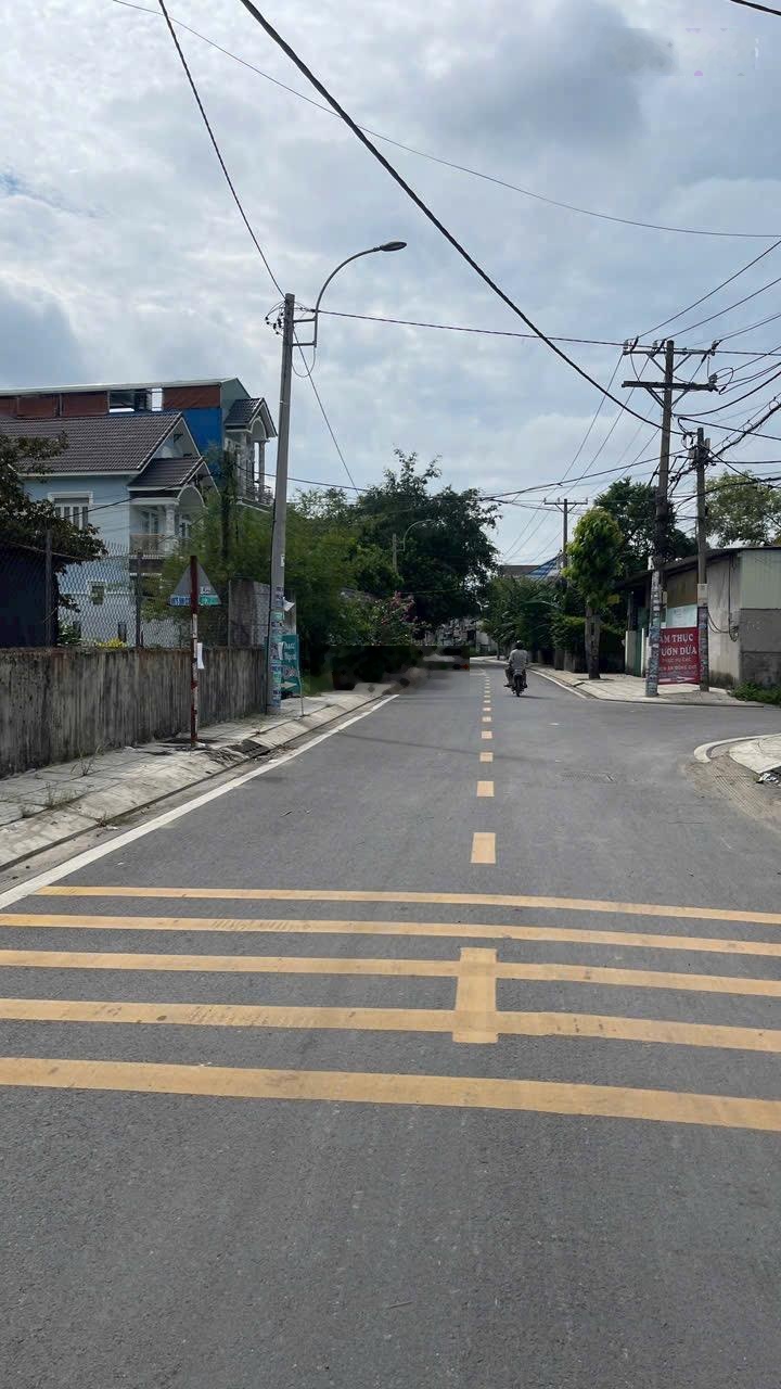 Bán gấp 3166m2 đất nông nghiệp đường nhựa 10m giá 6tr/1m