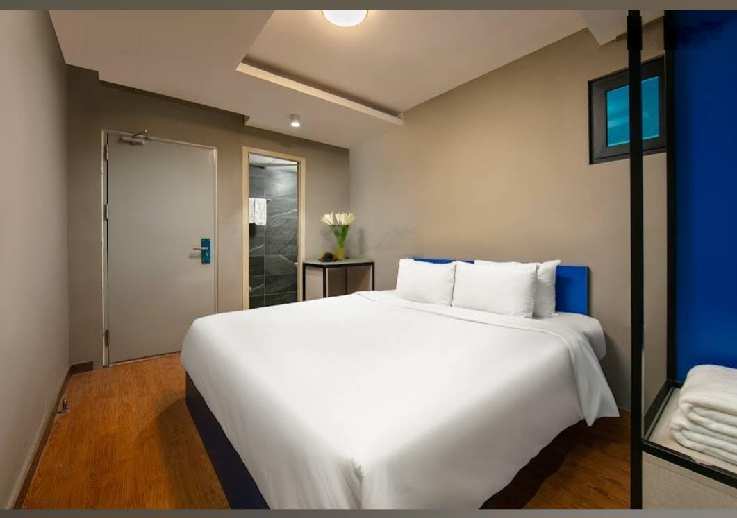 Chính chủ bán nhà mặt phố Trần Quốc Vượng 8 tầng 140m mặt tiền 10m lô góc giá 73 tỷ