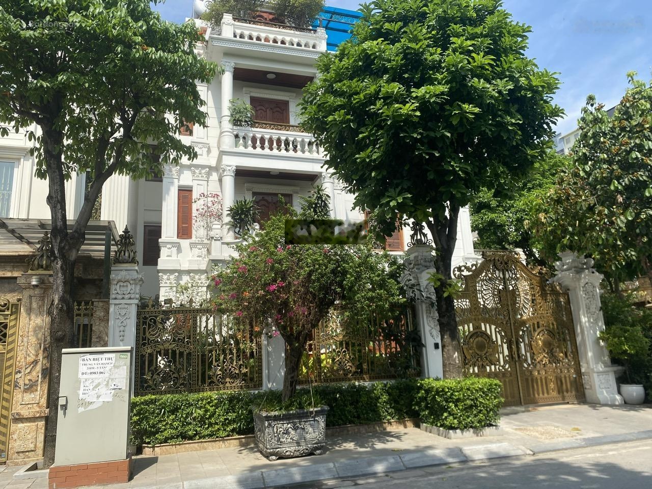 Cho thuê nhà Đỗ Quang,Trung Hòa,80m2,mặt tiền 7m nhà 4 tầng đẹp vừa vừa giá 35tr/th LH: 0989031677