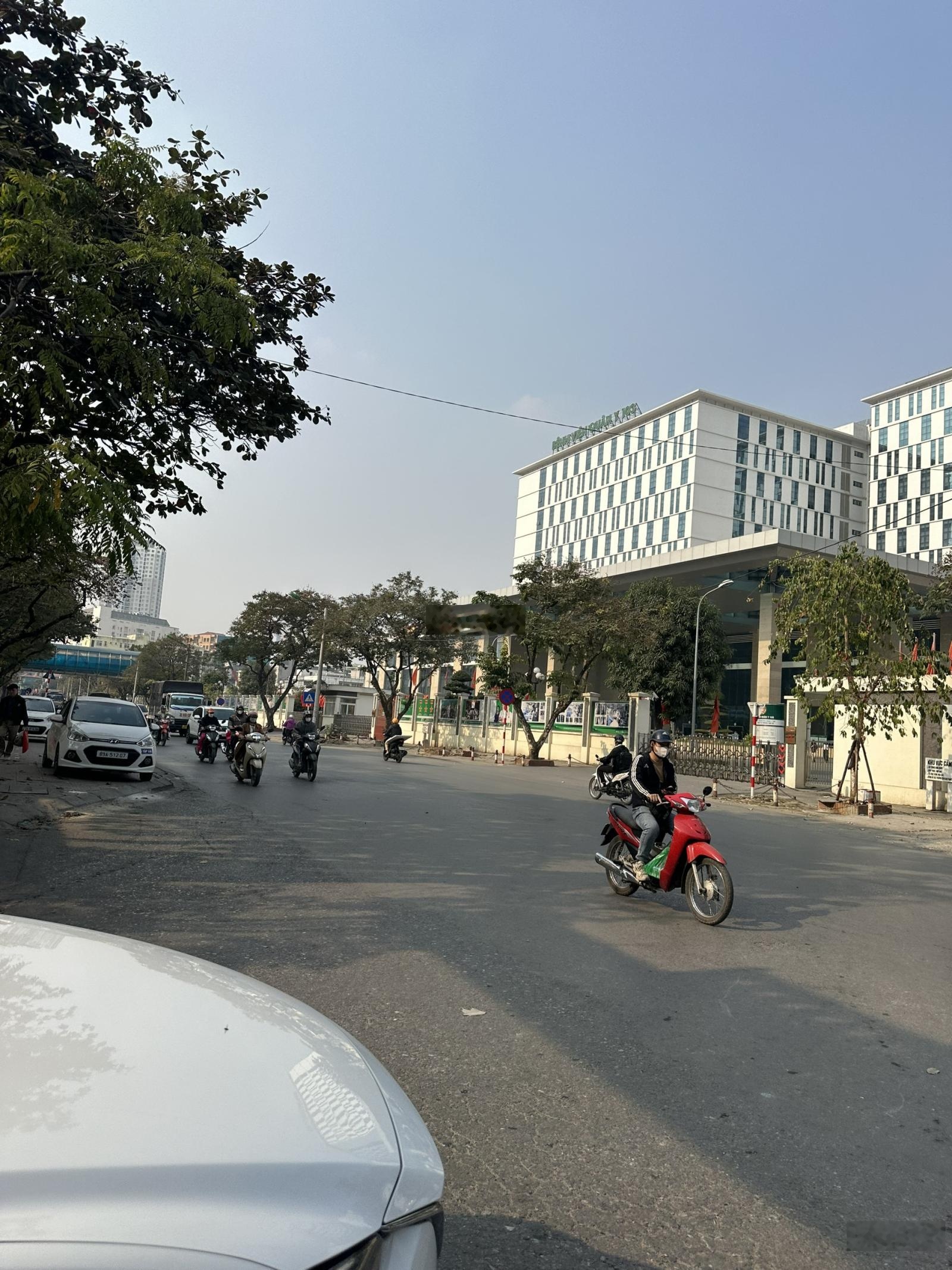 Bán nhà vị trí kinh doanh đường Văn Quán - Xa La cực rộng thoáng ô tô tránh vỉa hè 37m² 5 tầng