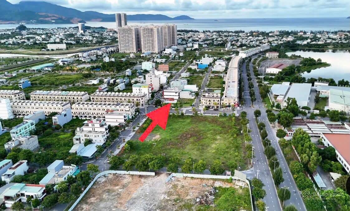 Lô đất đẹp nhất trục trần văn quế kẹp khe thoáng - gần chung cư ecohome