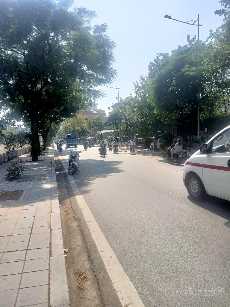 Đất mặt phố vip Hai Bà Trưng 400m2, mặt tiền 15m - tặng GPXD 8 tầng + 3 hầm