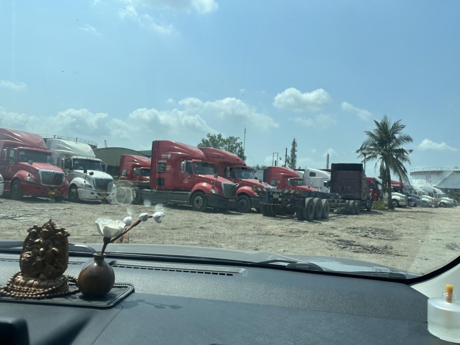 Bán đất CN mặt tiền đường Nguyễn Thị Định, Cát Lái.