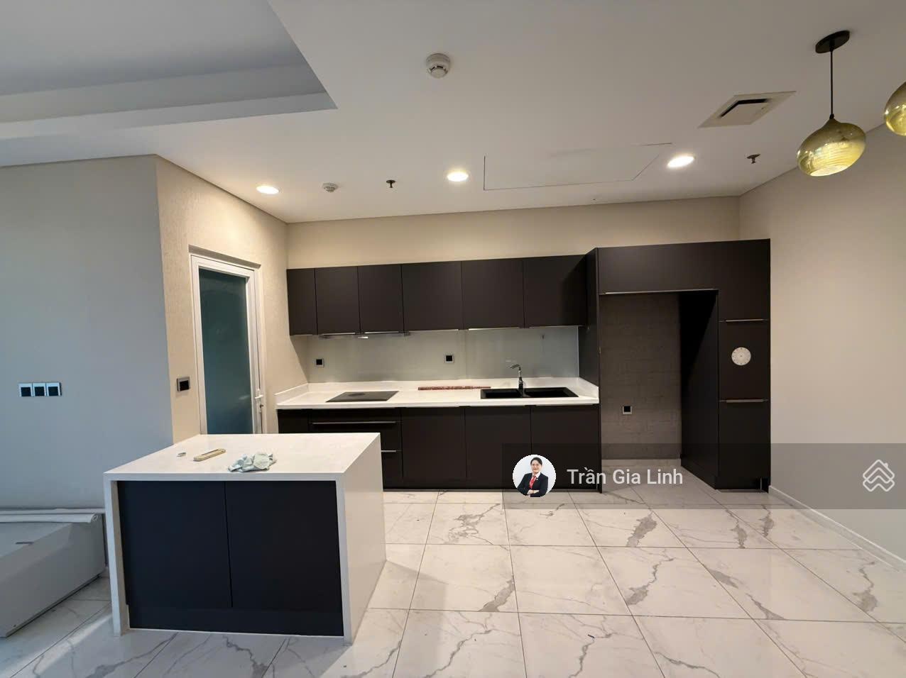 Bán căn hộ 2PN Sarina DT 97m2 giá chỉ 17,5 tỷ