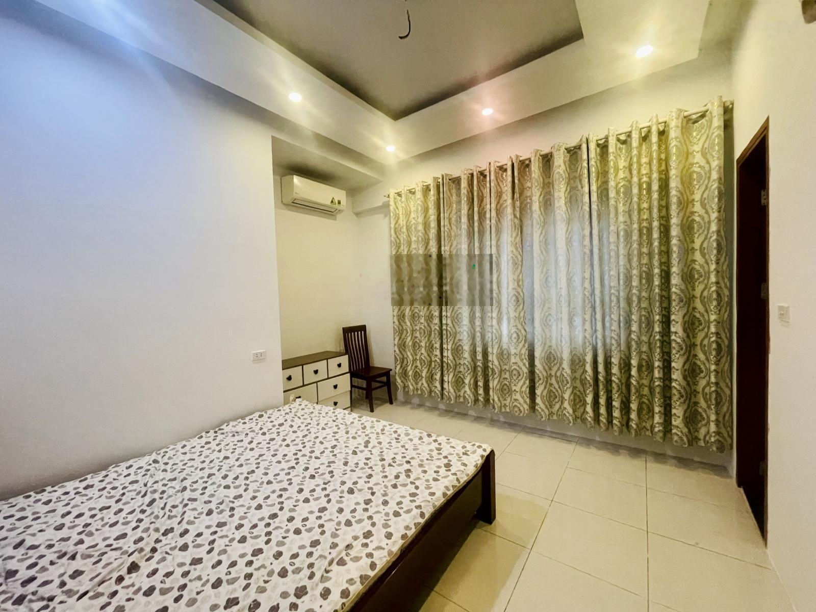 Cho thuê căn hộ 2PN, 2WC, 72.7m2 tại VP5 Linh Đàm, 10 triệu VND, view đẹp!