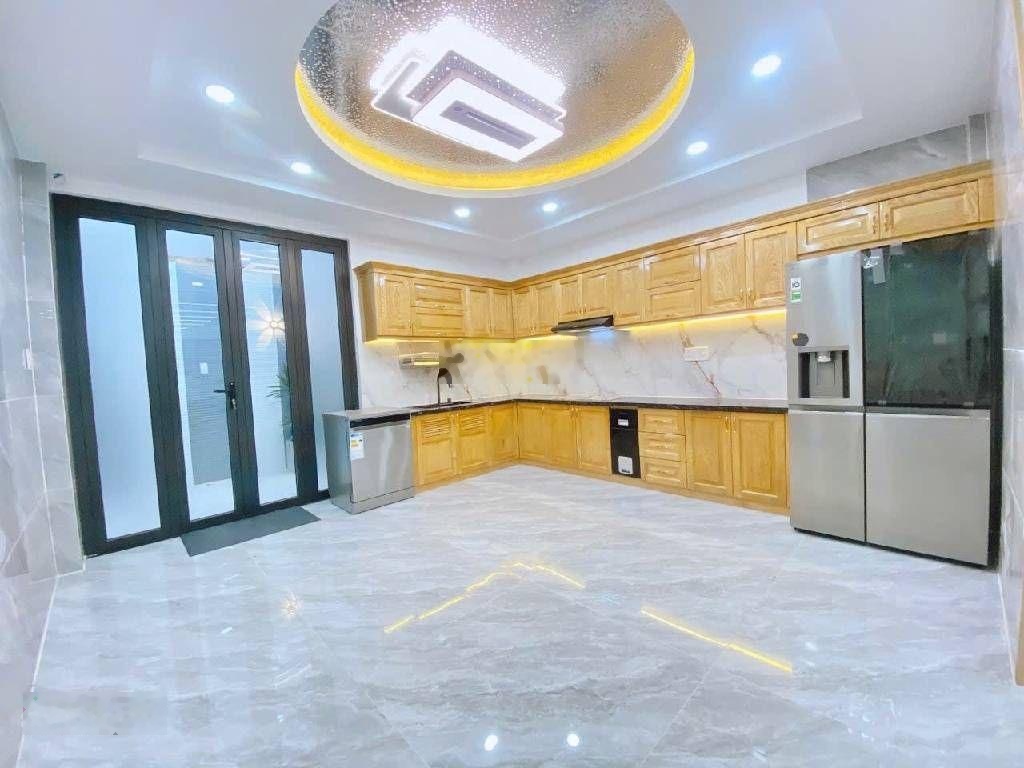 Hẻm xe hơi thông khu họ lê tân phú dt 85m ngang gần 5m 5 tầng hoàn công thang máy 450kg