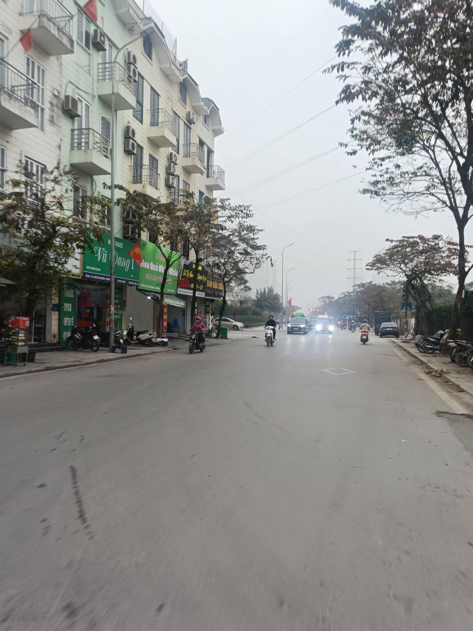 Chính chủ bán mặt phố tố hữu 80m 6 tầng có hầm mt 5,4m