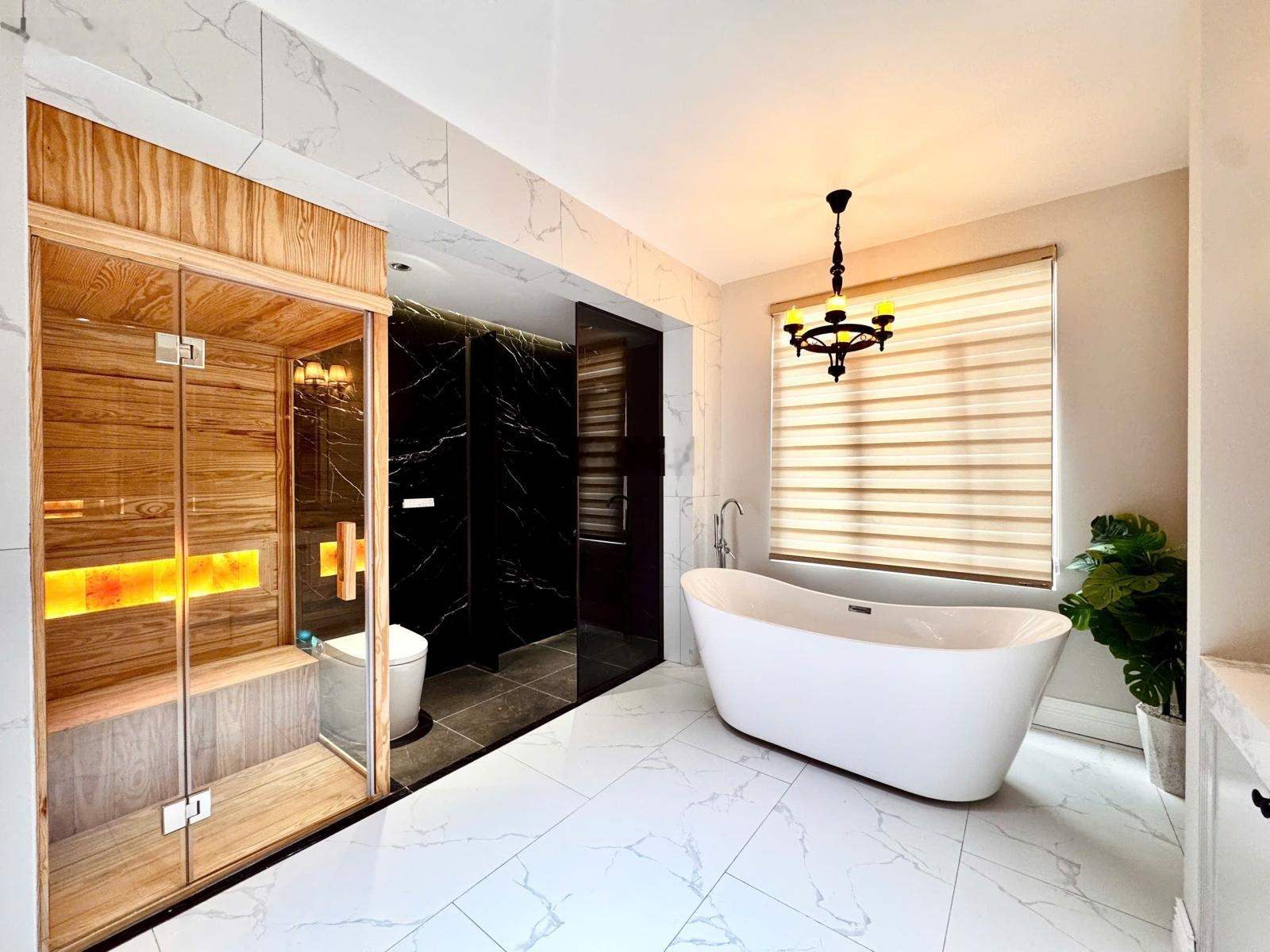 Siêu phẩm 81m2 5T, mặt tiền 6.5m, ôtô thoải mái, kinh doanh tốt, giá đẹp Nguyễn Cộng Hòa, Hải Phòng