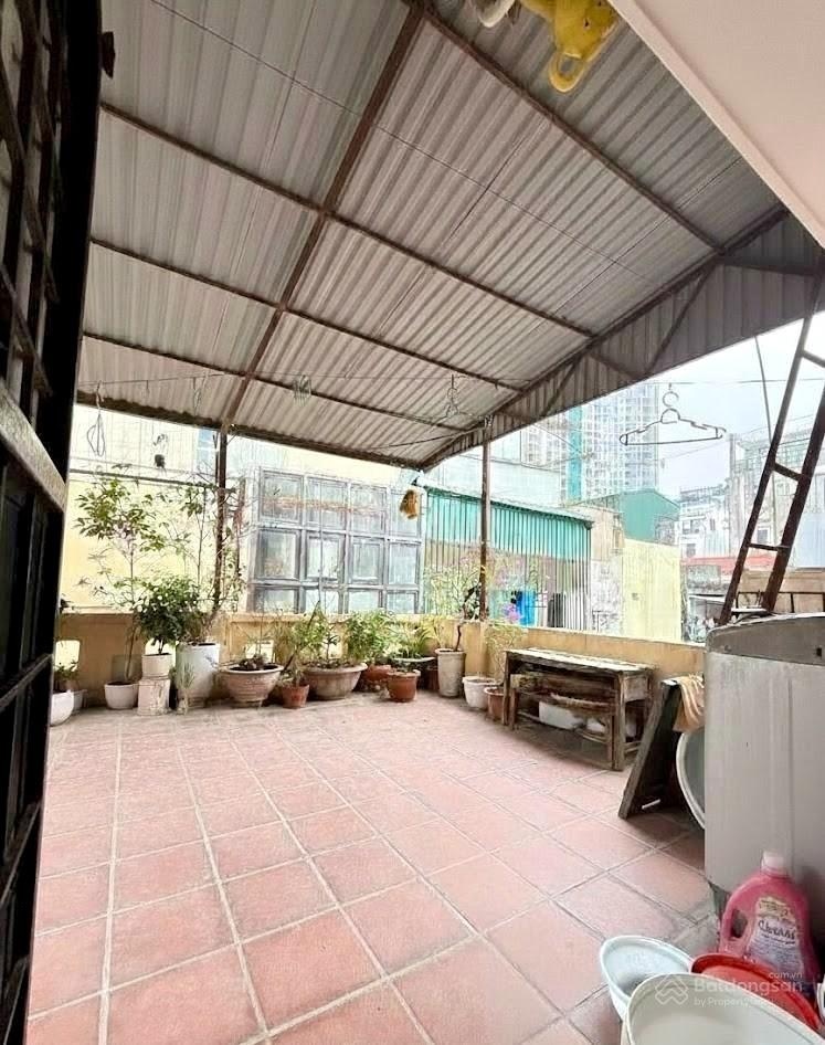 30m² THỤY KHUÊ_căn góc thoáng sáng, ngõ thông 15 mét ra mặt Hồ Tây.