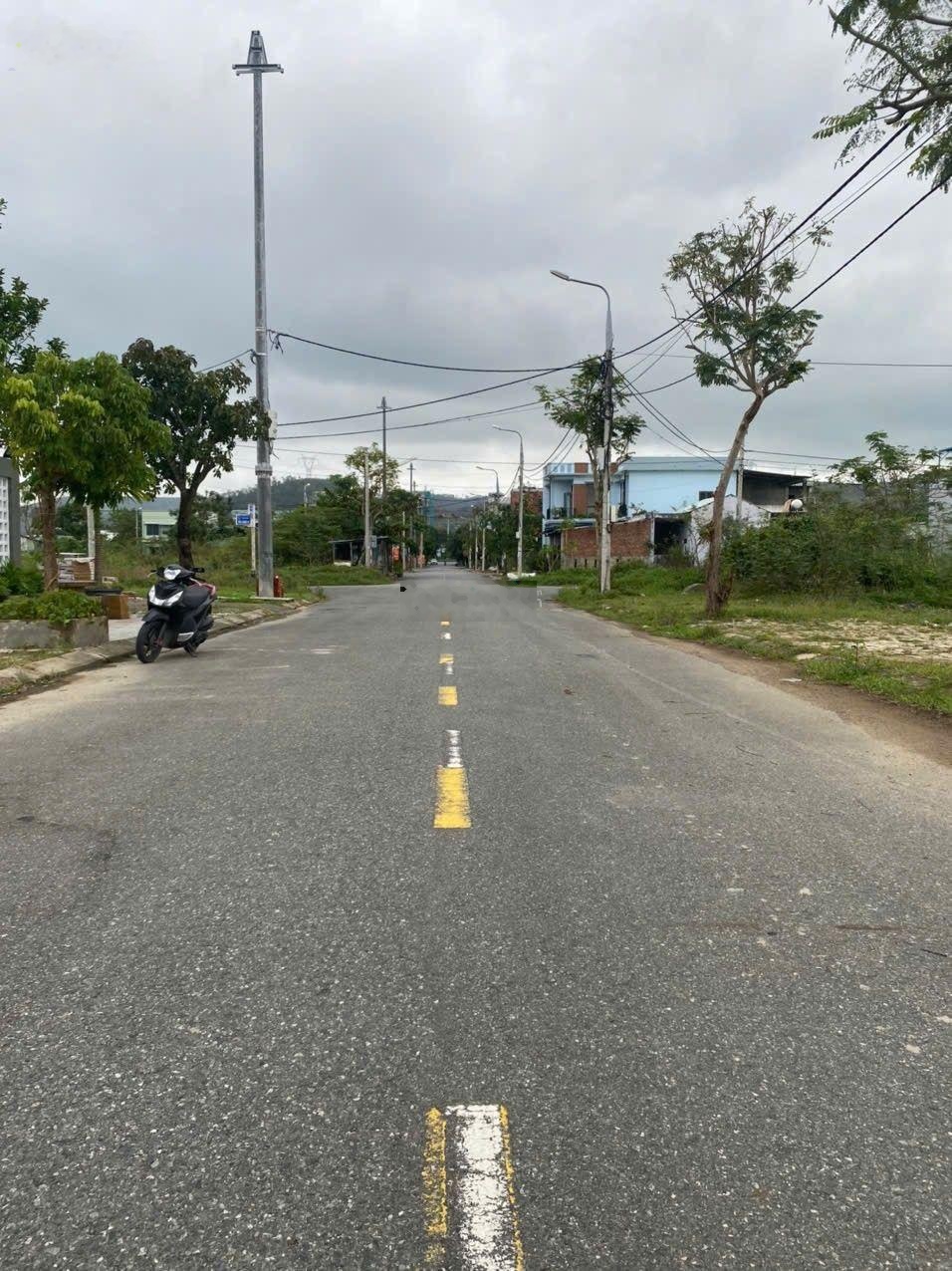 Đất tái định cư gò lăng đường 7,5m, 120m2 đất ở ngang 6m giá rẻ.