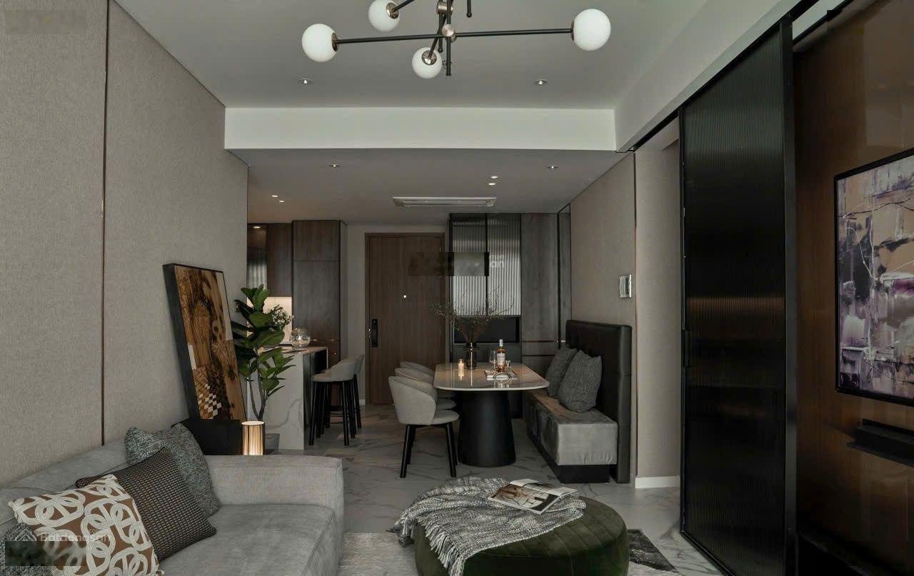 The Crest- Metropole cho thuê 2 phòng ngủ Nội thất cao cấp, căn diện tích lớn 99m có bồn tắm