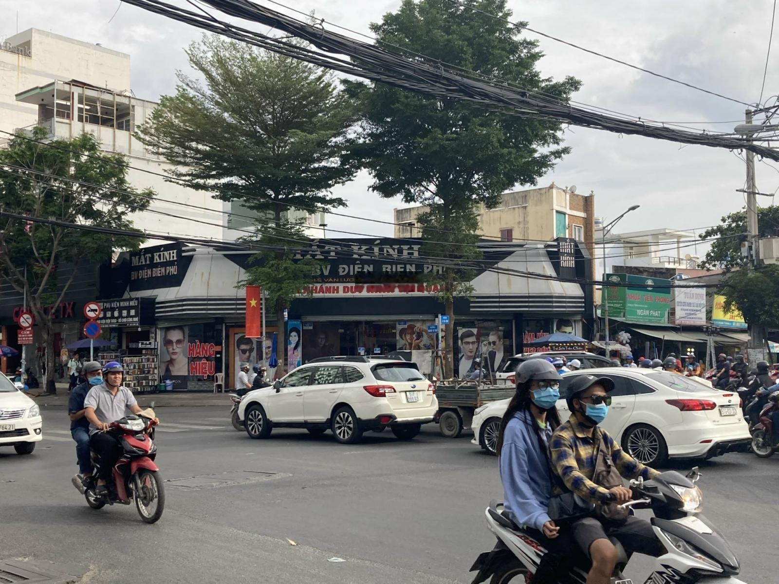 Góc 2MT Nguyễn Thị Thập Quận 7, gần Lotte Mart