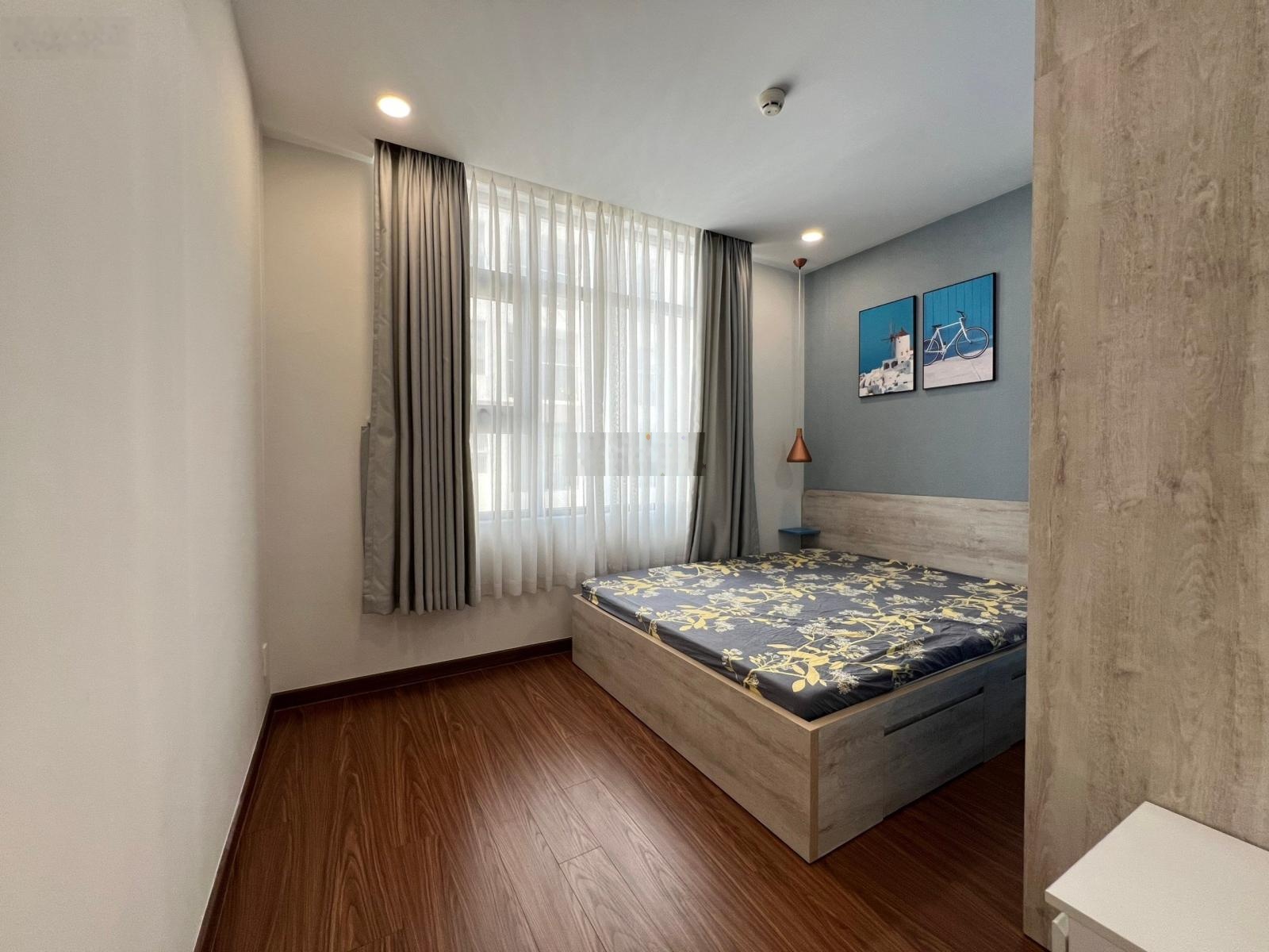 Bán Phú Đông Premier 2PN 2WC giá 3.4 tỷ có sổ. Tiện ích nội khu, có gym, hồ bơi. LH: 0969790064