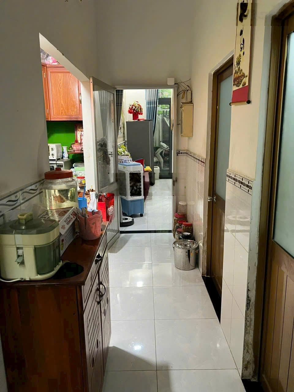 Hiếm, nhà mới 95m2(4.2x20) nở hậu, Tô Ngọc Vân, Thủ Đức, HXH, 3PN, 2WC giá cực tốt