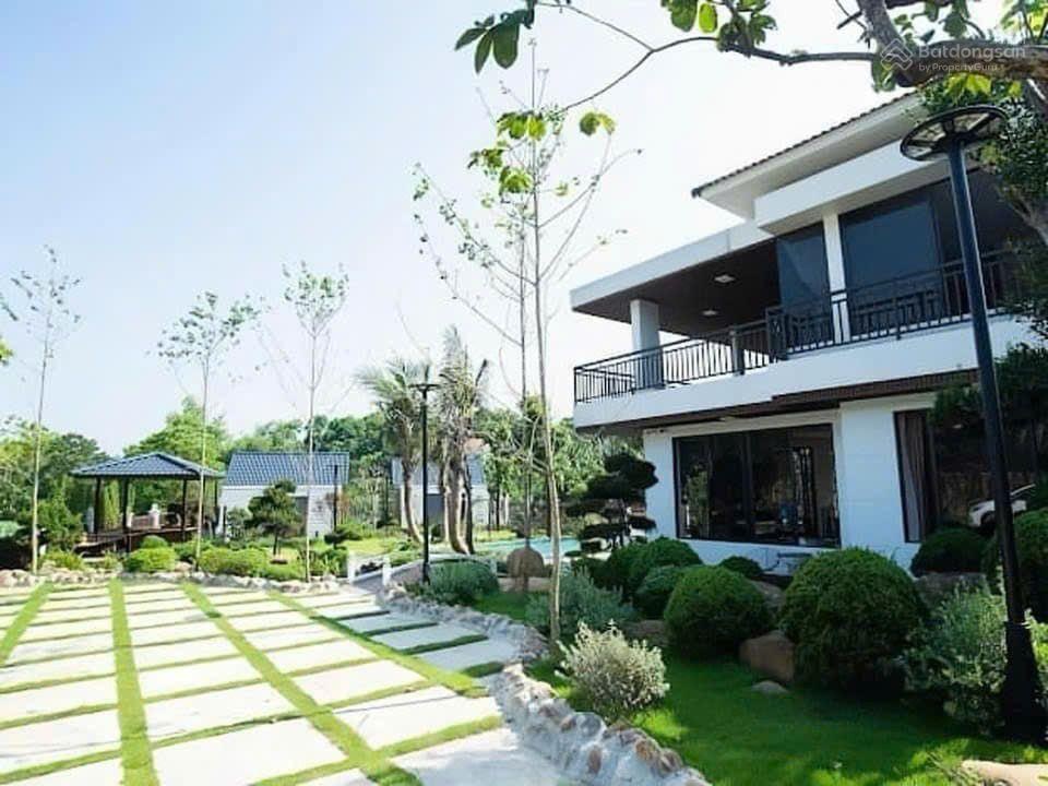Cần bán căn villa Ba vì 1.260m2 thổ cư 200m cần villa hai tầng + 2 căn buồng caulo full nội thất BB