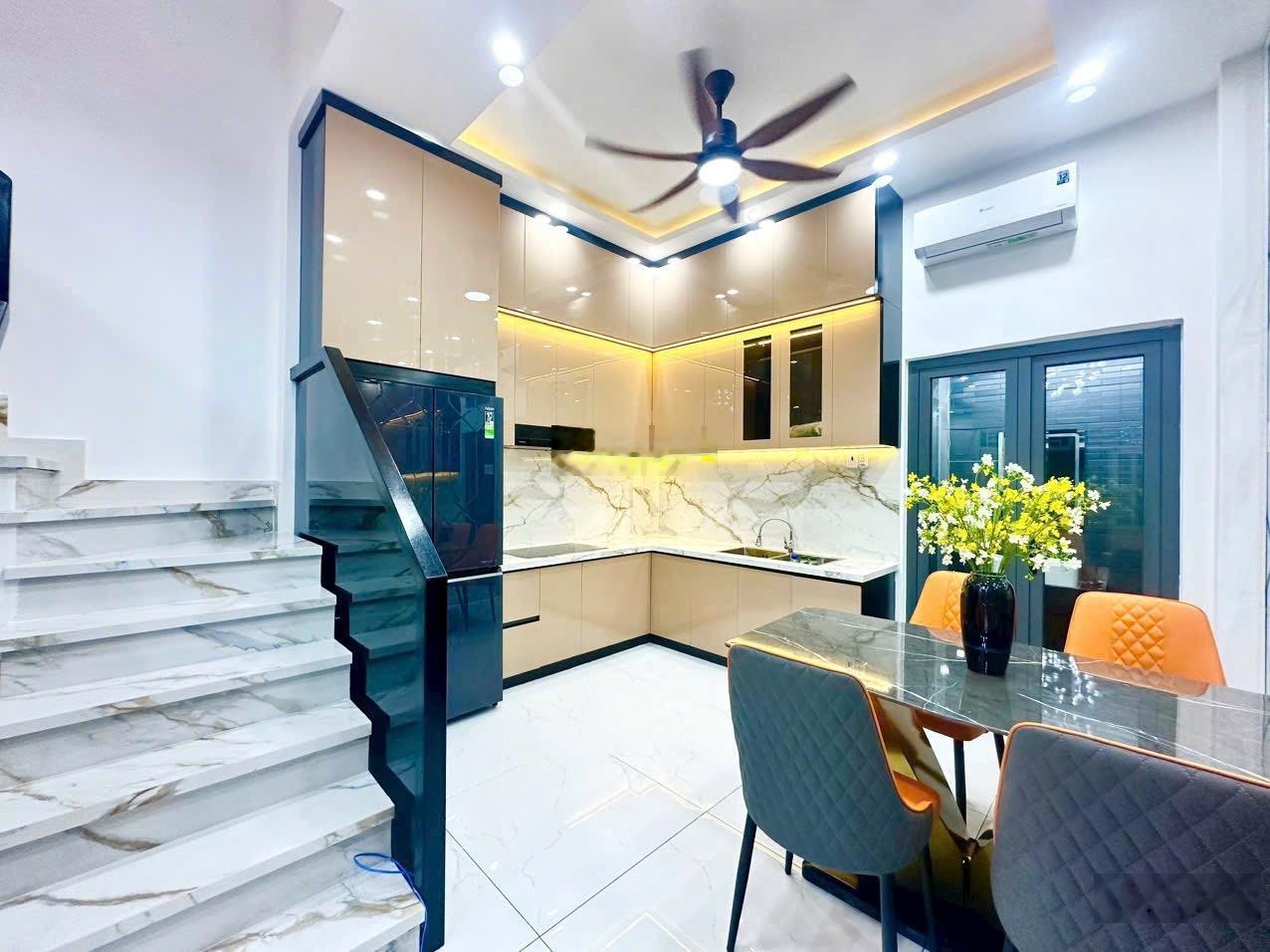 Bán nhà hẻm xe hơi 1806 Huỳnh Tấn Phát - thị trấn Nhà Bè (cách Phú Mỹ Hưng 5 phút)