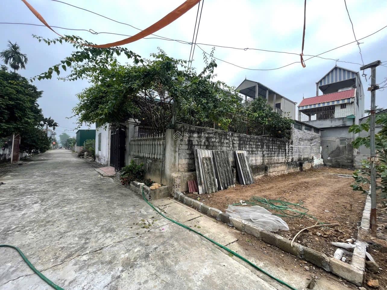 80m2 tái định cư Hoàng Văn Thụ