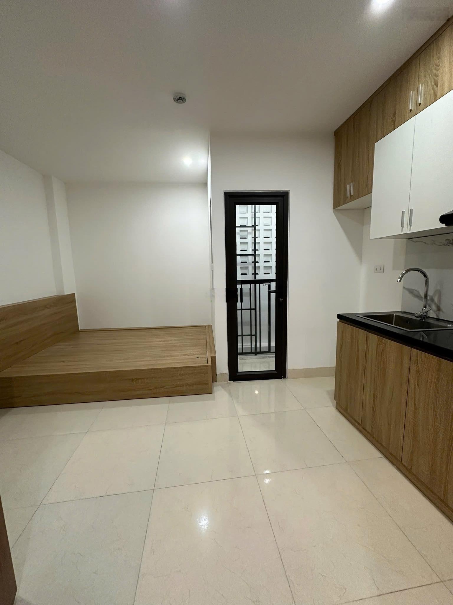 Cho thuê phòng ban công 279 Đội Cấn - full đồ - được nuôi pet