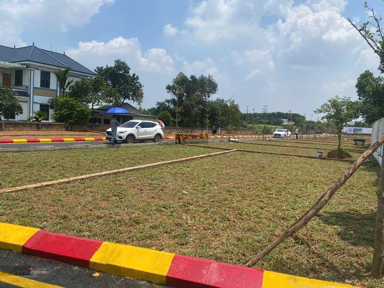 BÁN ĐẤT HÒA LẠC VIEW HỒ - Lõi khu dân cư, đường 16M, thông thoáng vĩnh viễn
