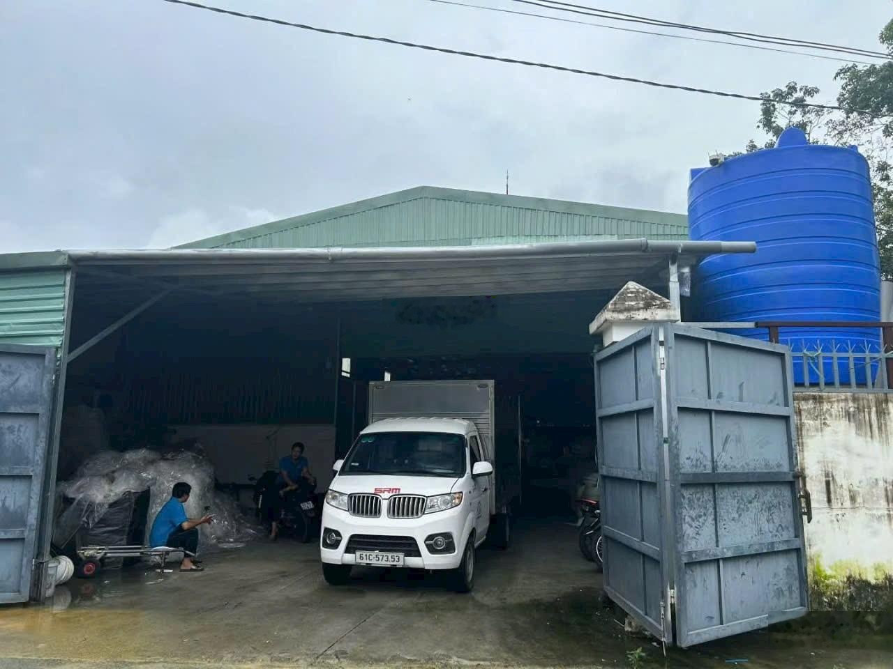 Cho thuê xưởng 850m2 đường Phạm Văn Sáng, Xuân Thới Thượng, Hóc Môn