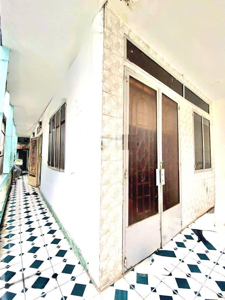 Tân Bình HXH Trường Chinh 81m2( 5 x 16m ) 2 tầng 7PN 6.8 tỷ