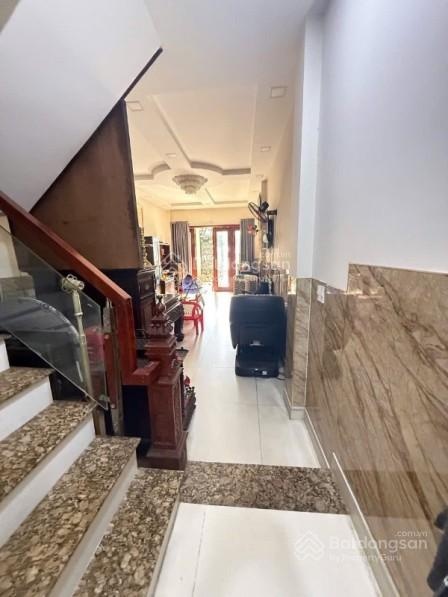 Bán nhà MTKD Kênh Nước Đen, Q Bình Tân - 4x18m - 5 tầng - 9.9 tỷ. Lh: 0917222904