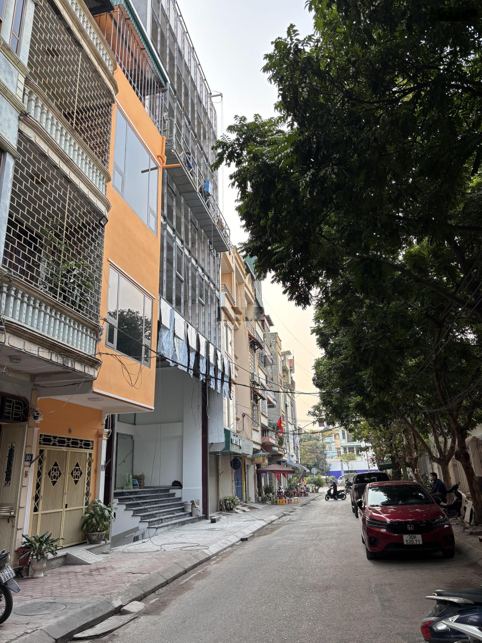 Bán Căn Nhà Vườn 3.5 Tầng Khu Phân Lô Phố Chu Huy Mân cửa ngõ Vinhomes cạnh Hồ KĐT Sài Đồng Giá Trị