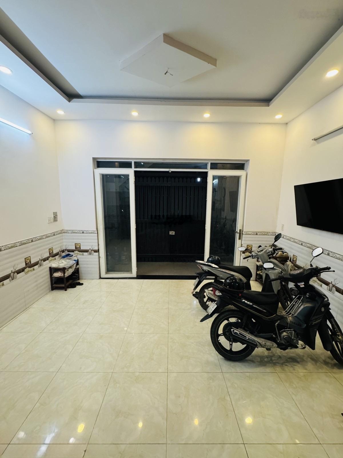 Bán Gấp Nhà 4 Tầng, 5x10, Hẻm 4m Đường NGUYỄN PHÚC CHU, Tân Bình, 5.1 Tỷ