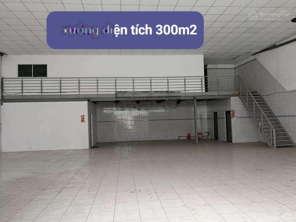 Cho thuê kho xưởng mặt tiền quốc lộ 1a q12 ( cũ ) - tphcm !