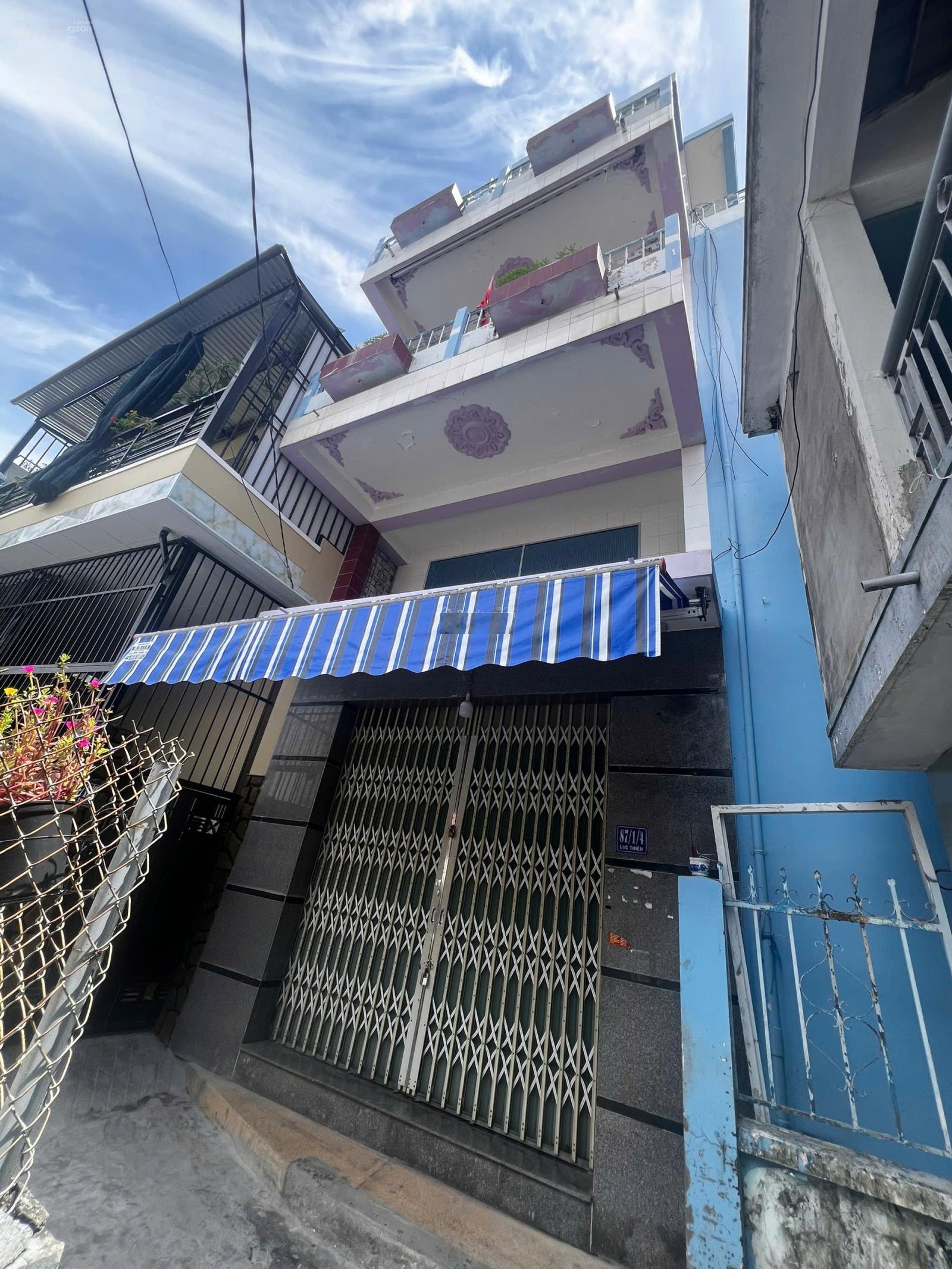 Bán nhà 4 tầng đã hoàn công cách biển chỉ vài bước chân gần cầu Trần Phú Nha Trang