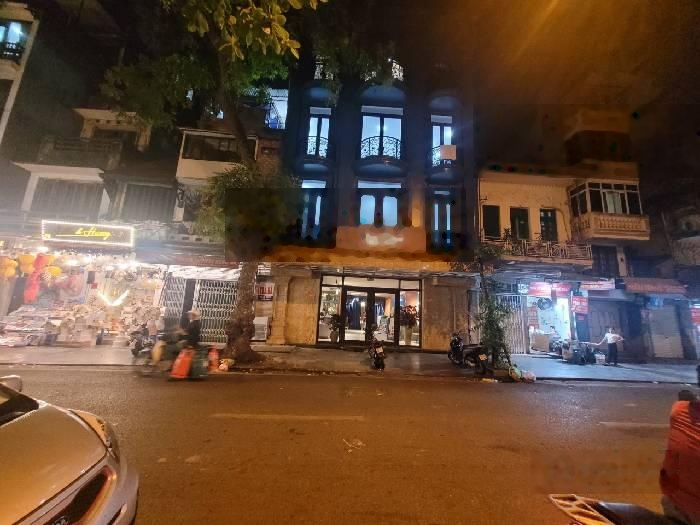Phố cổ Hàng Bạc 45m2 - lô góc - vỉa hè - mặt tiền 5m - đầu tư xây 7 tầng thang máy chỉ 26.5 tỷ
