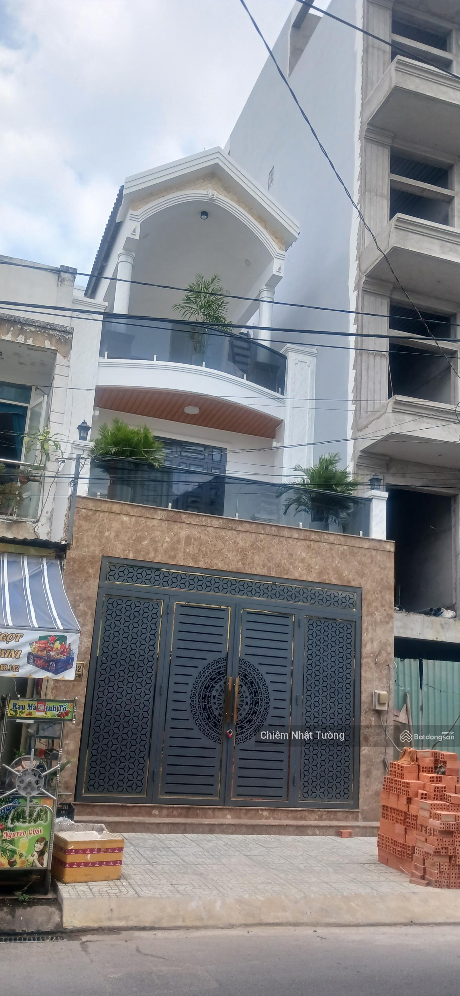 Nhà bán hẻm 10m thông KD tốt, 3 tầng mới đẹp, 5,2m X 22m(122m2) lê văn Quới