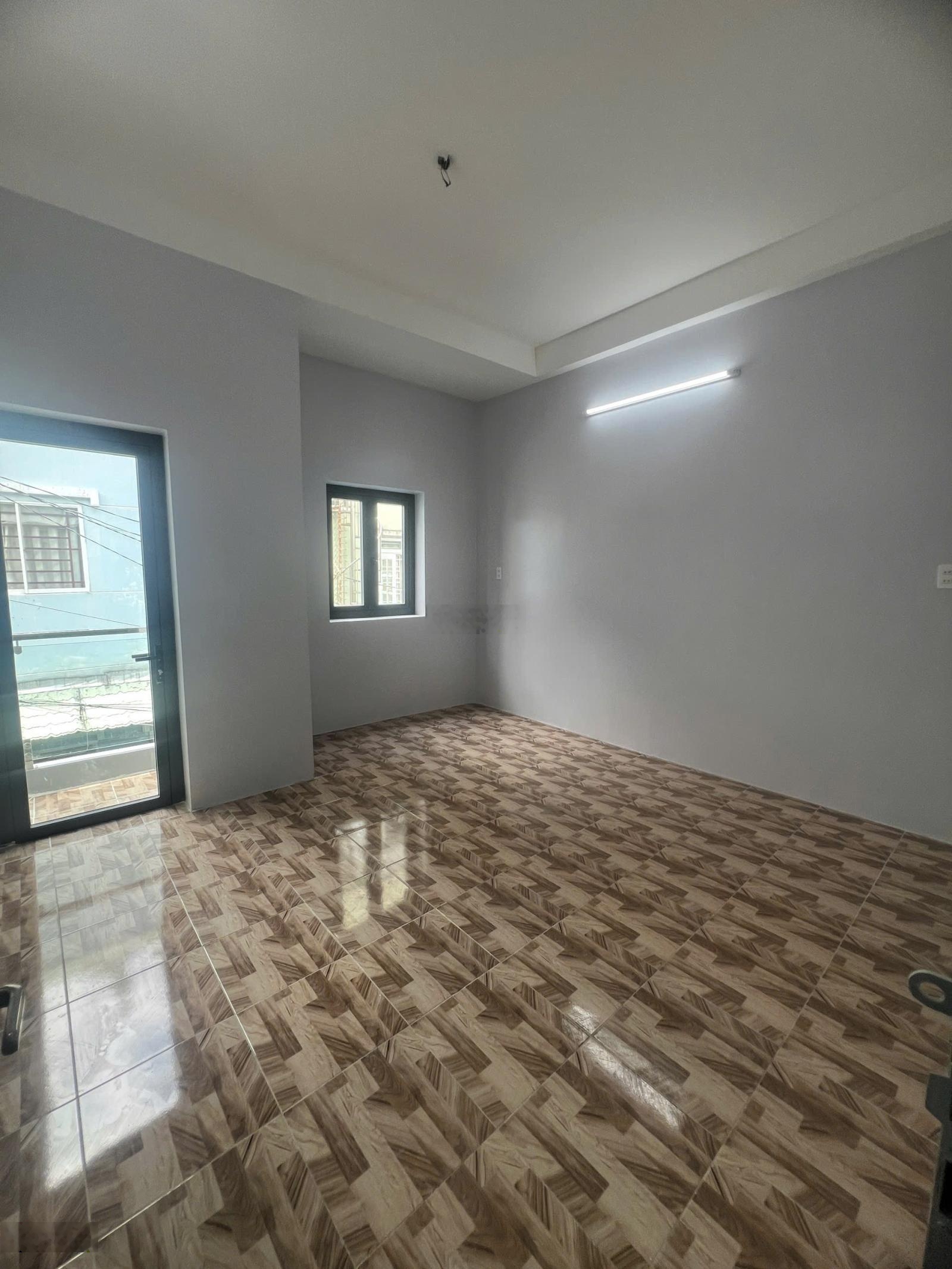 ( phí 100tr nhận đủ) Bán nhà mới hẻm 628 Hậu Giang p12 q6 ( đang có hd thuê 11tr)