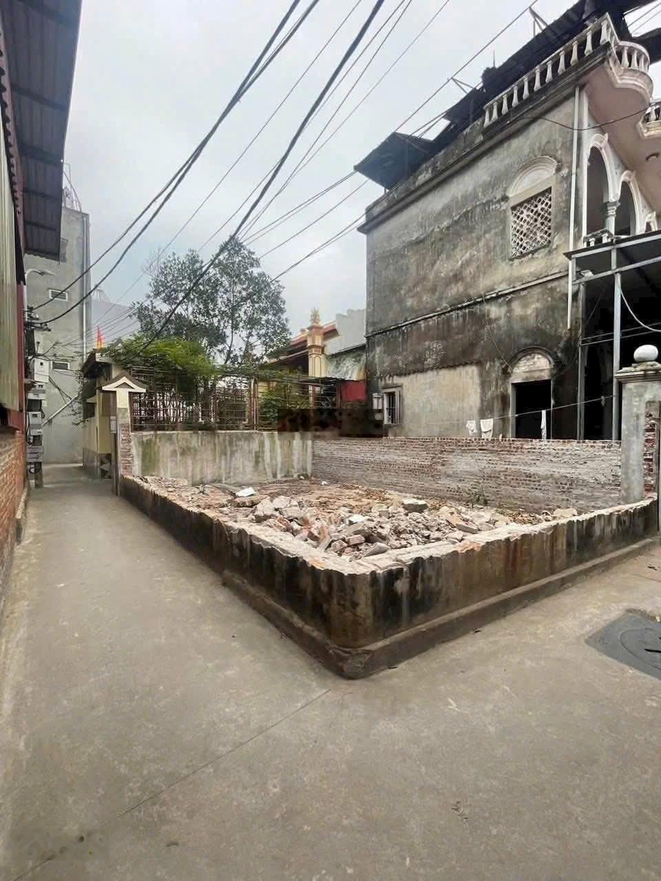 Bán đất tại Tổ dân phố ĐỒNG HƯƠNG PHÙ KHÊ BẮC NINH . Giá chỉ hơn 1tỷ