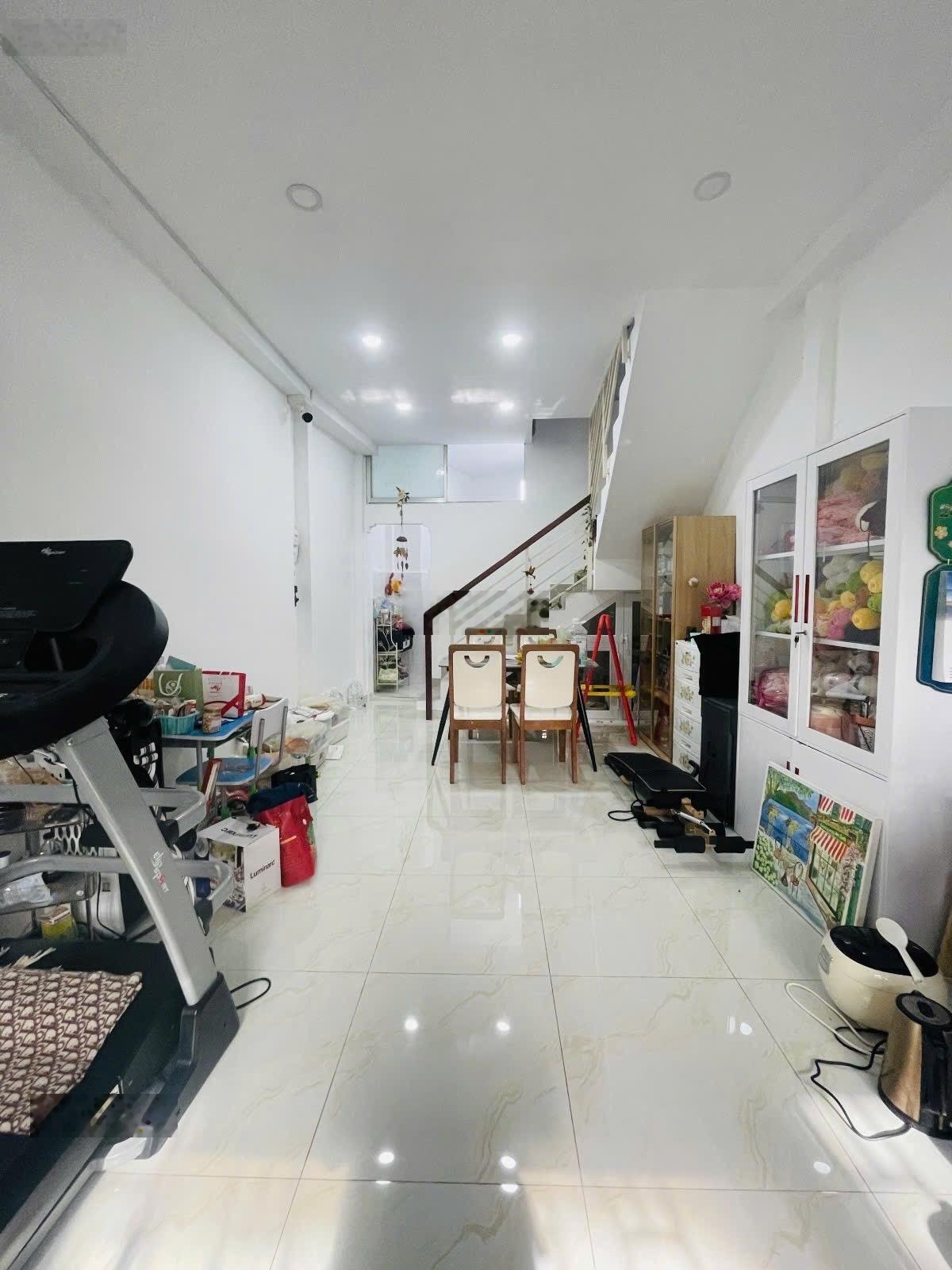 Hẻm Ô Tô Thông - 493A Cách Mạng Tháng 8 Quận 10 38m2 2 Tầng Chỉ 6 Tỷ x Thương Lương